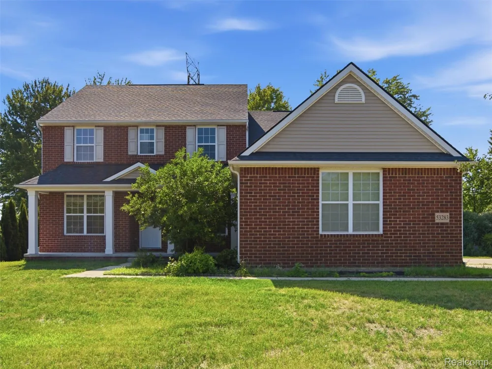 53283 Jaclyn Drive Shelby Charter Township, MI 48315