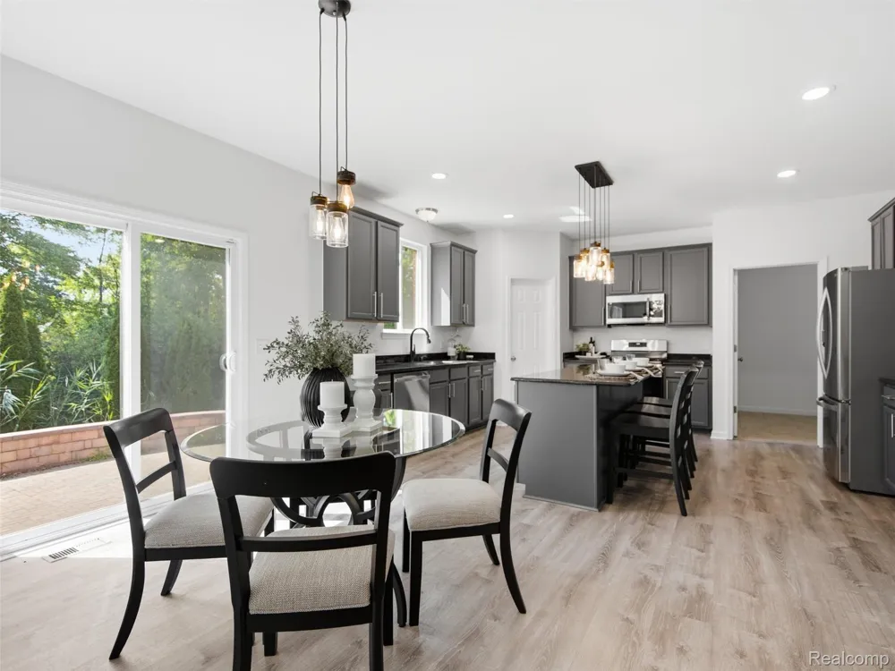 53283 Jaclyn Drive Shelby Charter Township, MI 48315