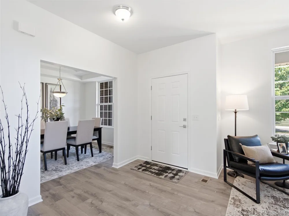 53283 Jaclyn Drive Shelby Charter Township, MI 48315
