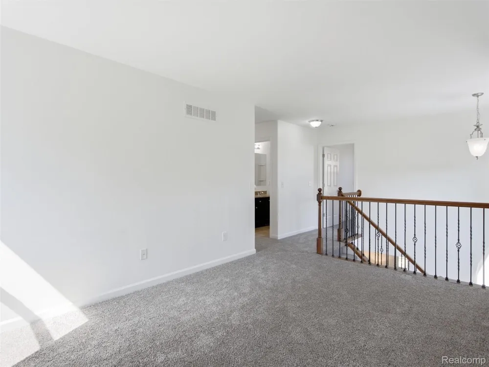 53283 Jaclyn Drive Shelby Charter Township, MI 48315