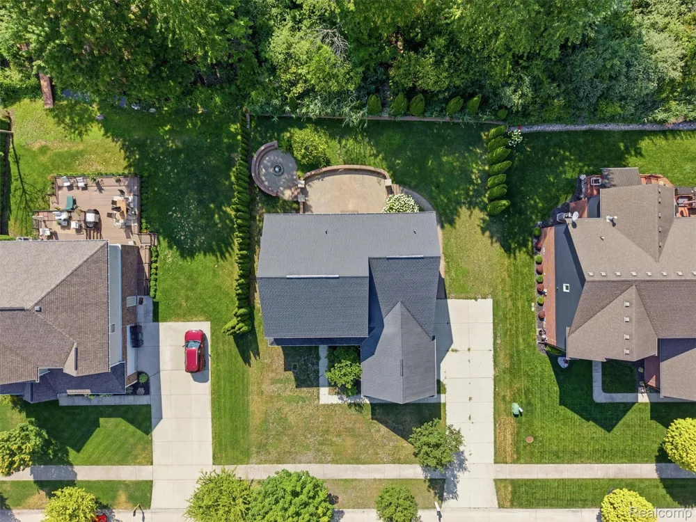 53283 Jaclyn Drive Shelby Charter Township, MI 48315