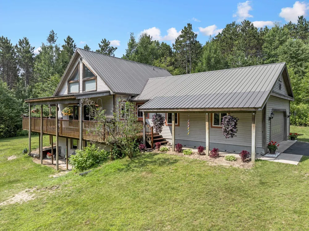 5312 Samels Road Whitewater Township, MI 49690