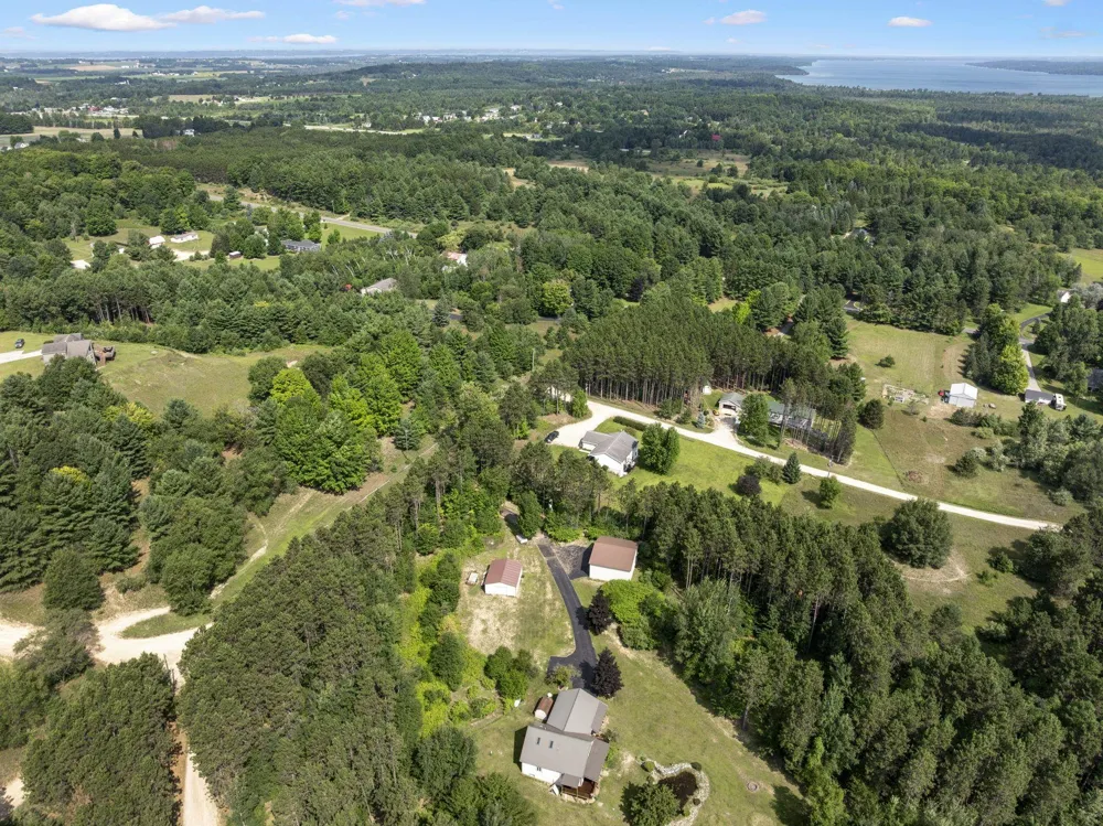 5312 Samels Road Whitewater Township, MI 49690