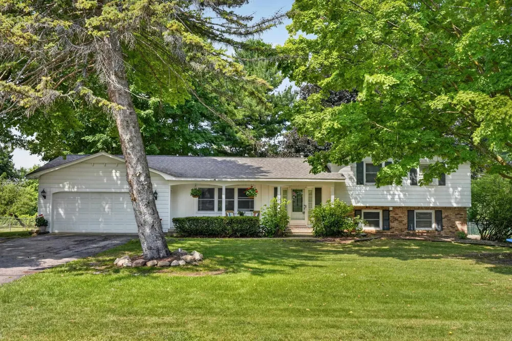 3873 Sandia Place Garfield Charter Township, MI 49684