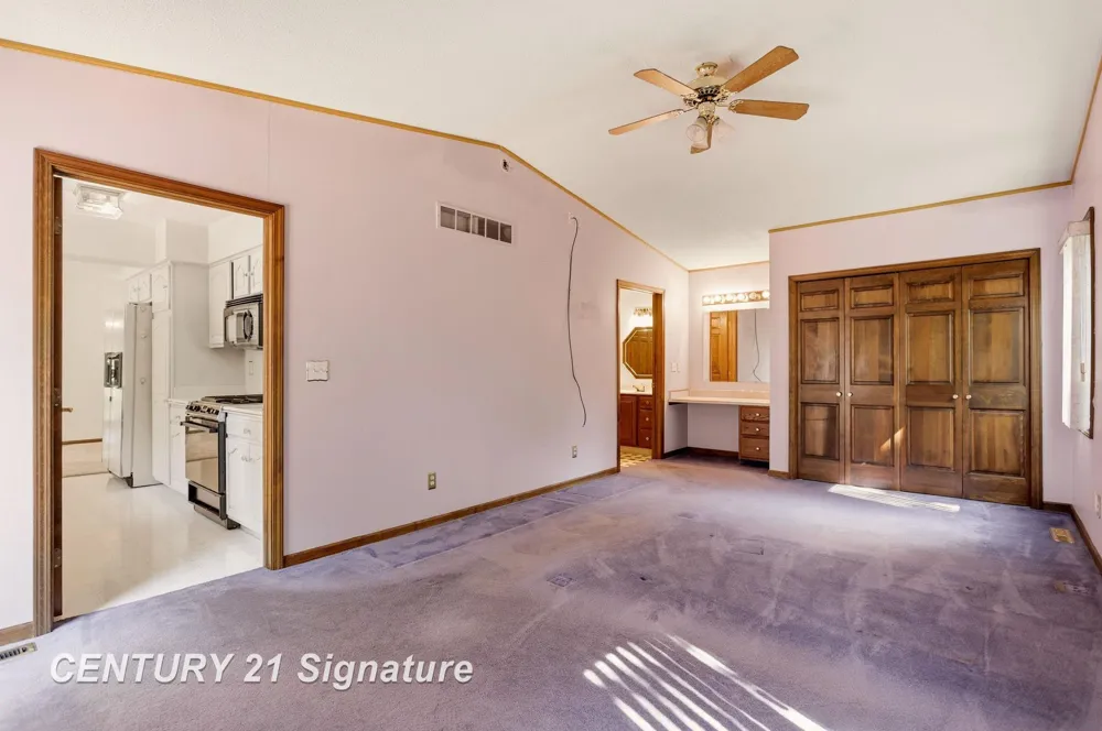3198 Columbine Drive Saginaw Charter Township, MI 48603