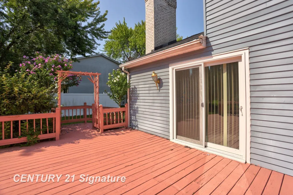 3198 Columbine Drive Saginaw Charter Township, MI 48603