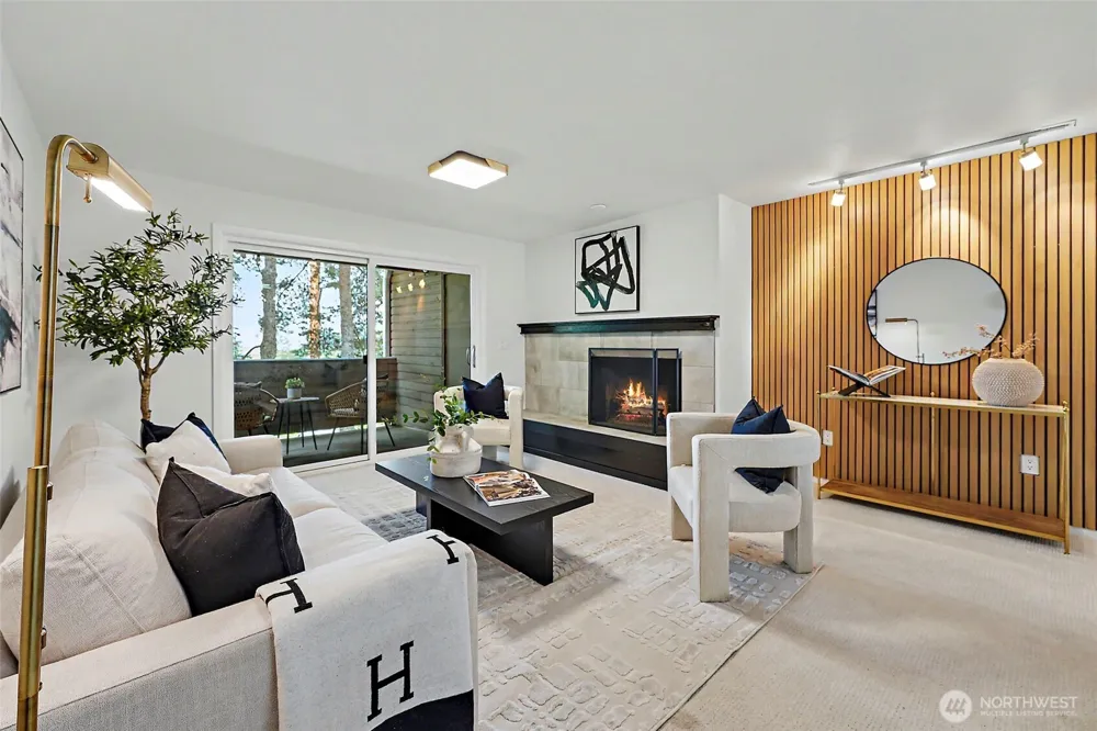 13605 NE 8th Street #203 Bellevue, WA 98005