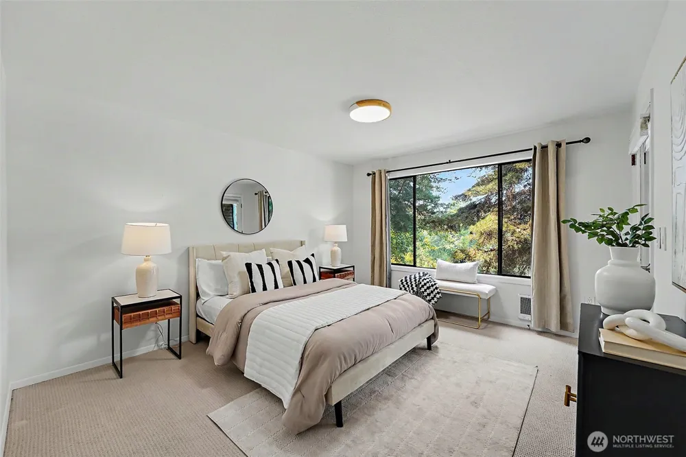 13605 NE 8th Street #203 Bellevue, WA 98005