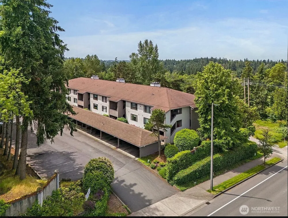 13605 NE 8th Street #203 Bellevue, WA 98005