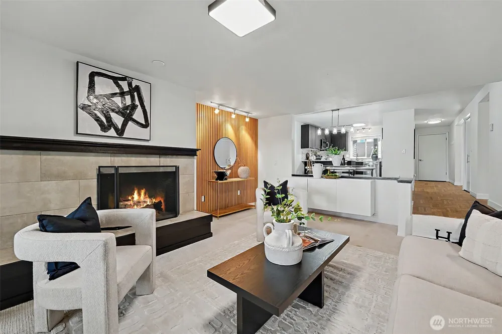13605 NE 8th Street #203 Bellevue, WA 98005