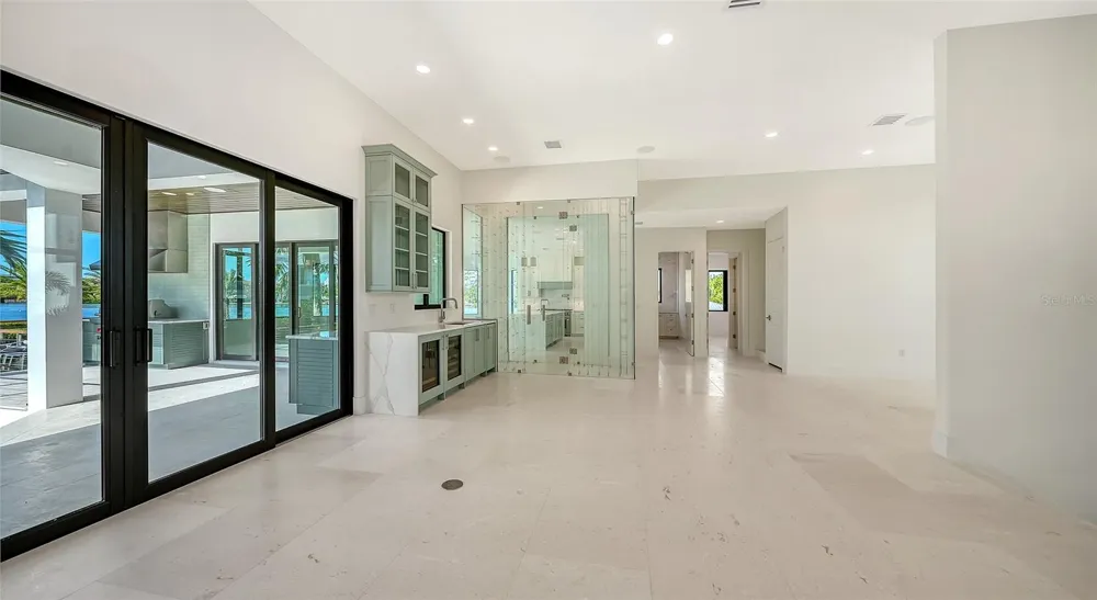 1516 RIDGEWOOD LANE Sarasota, FL 34231