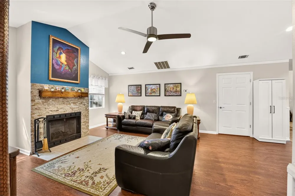 10427 SW 55TH PLACE Gainesville, FL 32608