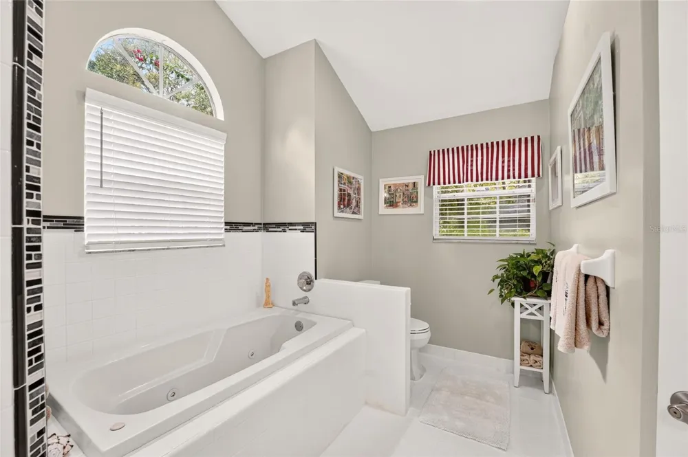 10427 SW 55TH PLACE Gainesville, FL 32608