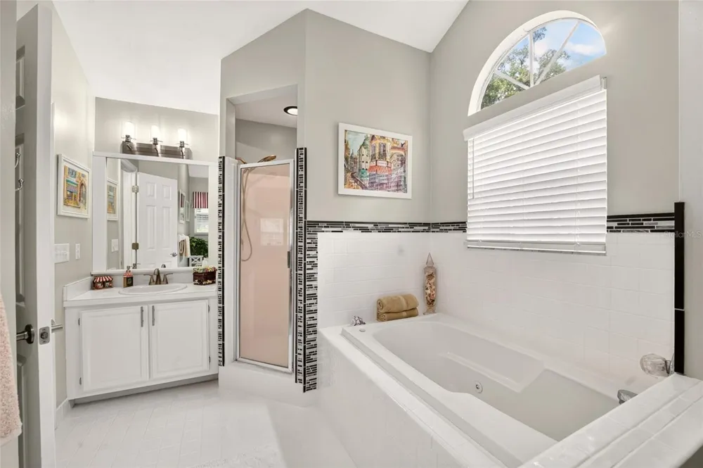 10427 SW 55TH PLACE Gainesville, FL 32608