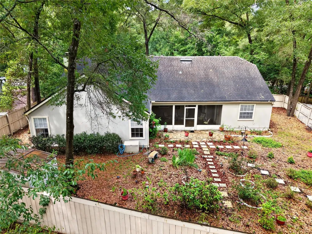 10427 SW 55TH PLACE Gainesville, FL 32608