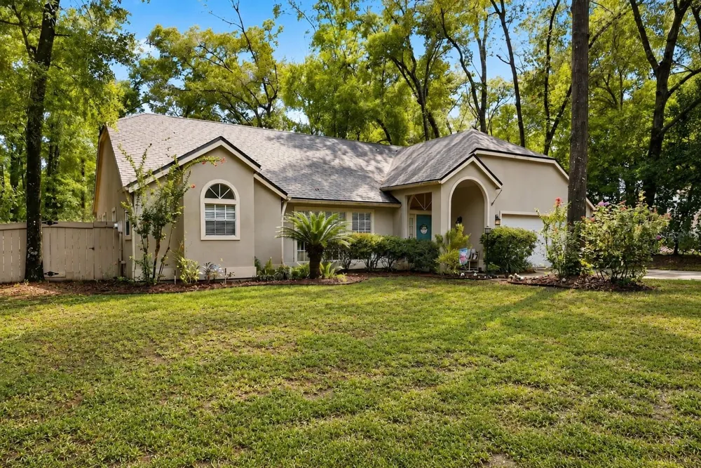 10427 SW 55TH PLACE Gainesville, FL 32608