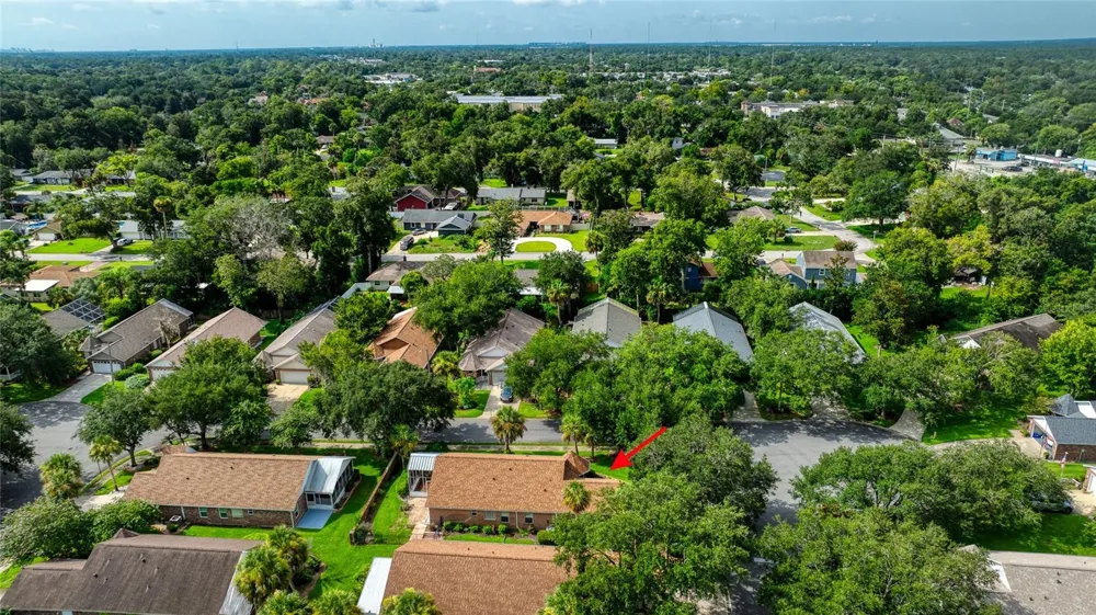 38 OLD MACON DRIVE Ormond Beach, FL 32174