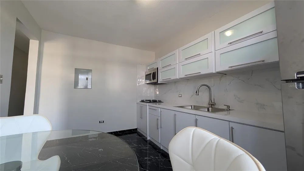 766 CLL TEODORO AGUILAR San Juan, PR 00923