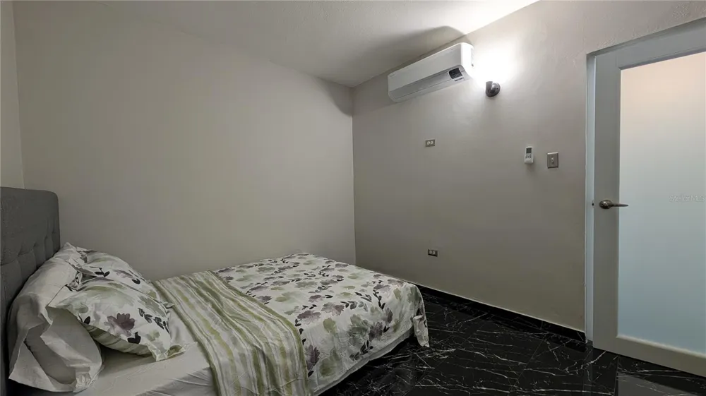 766 CLL TEODORO AGUILAR San Juan, PR 00923