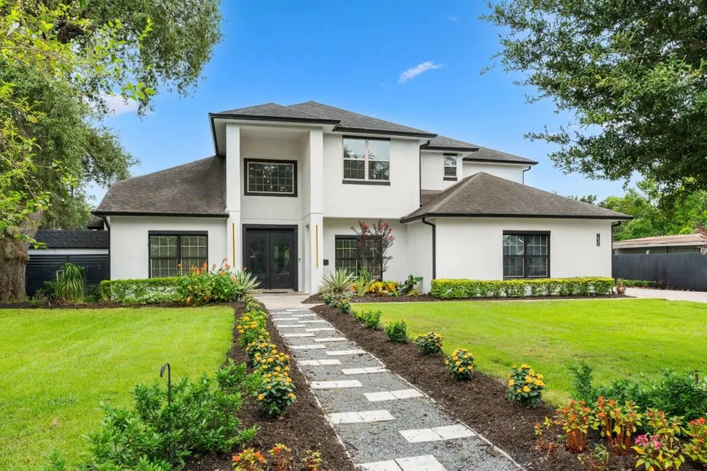 1840 BRYAN AVENUE Winter Park, FL 32789