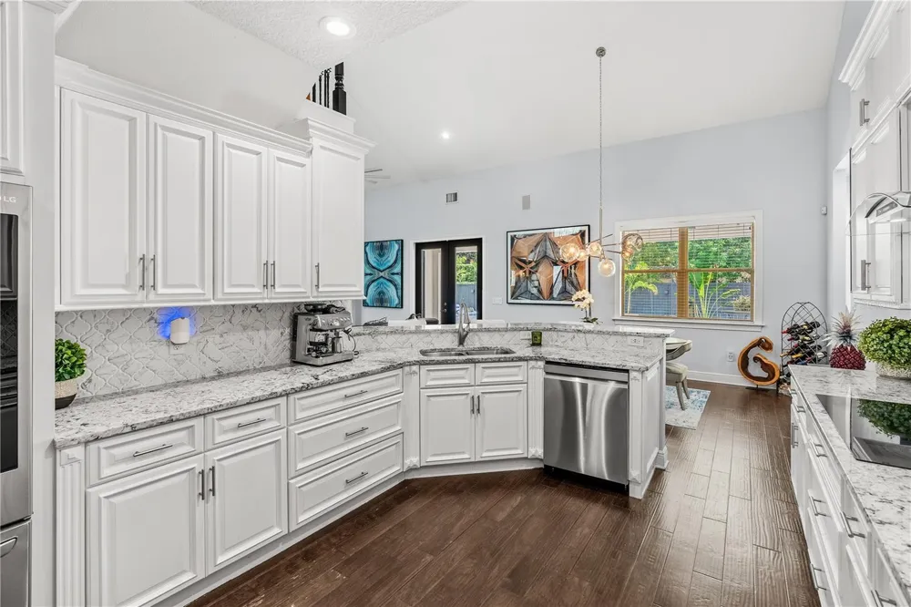 1840 BRYAN AVENUE Winter Park, FL 32789