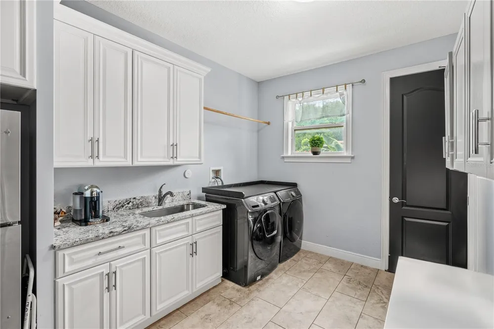 1840 BRYAN AVENUE Winter Park, FL 32789