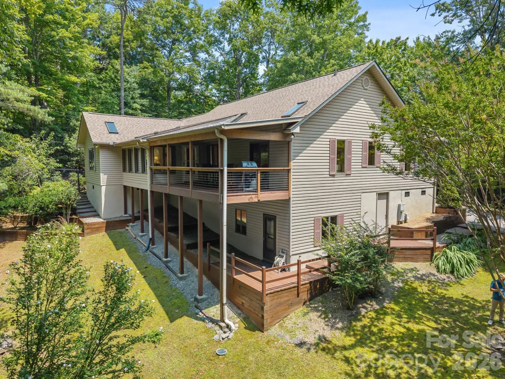 620 Thunder Road Brevard, NC 28712