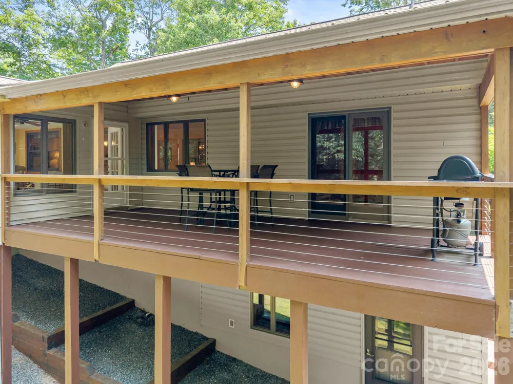 620 Thunder Road Brevard, NC 28712
