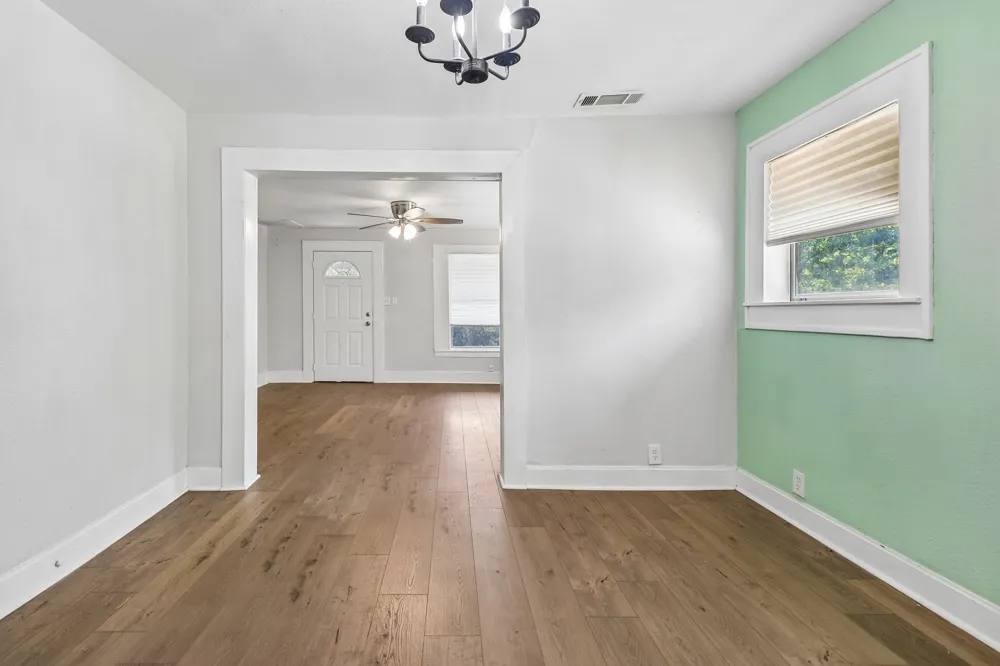 1963 Columbus Avenue Fort Worth, TX 76164
