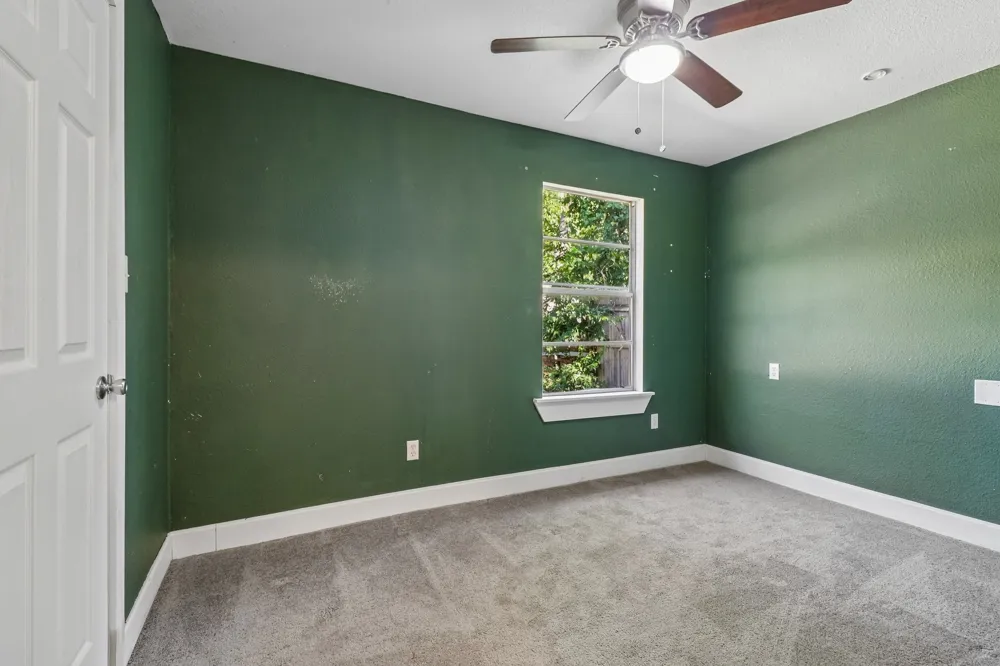 1963 Columbus Avenue Fort Worth, TX 76164