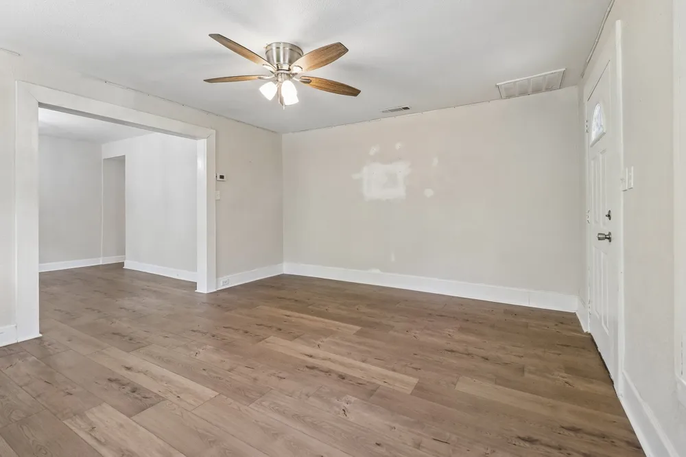 1963 Columbus Avenue Fort Worth, TX 76164