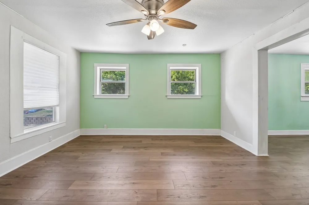 1963 Columbus Avenue Fort Worth, TX 76164