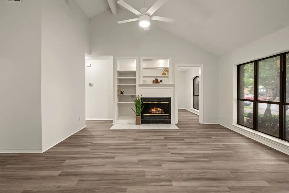 2911 Post Oak Drive Euless, TX 76039