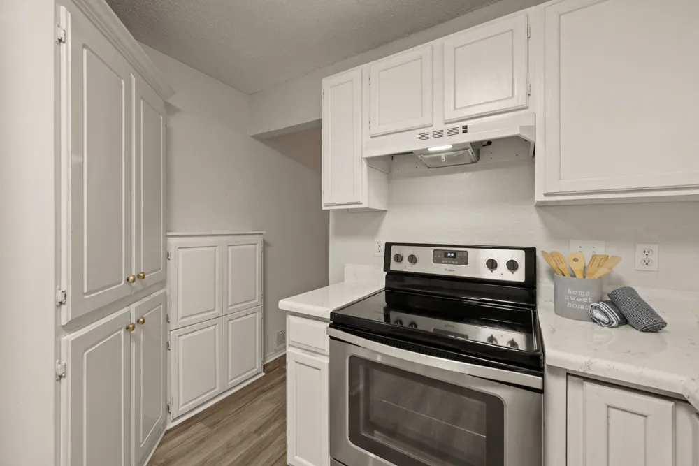 2911 Post Oak Drive Euless, TX 76039