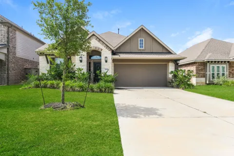 3332 Rolling View Court