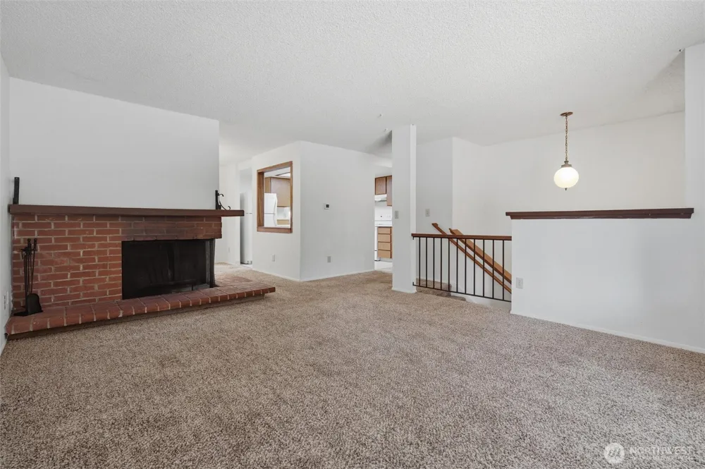 2795 NE John Carlson Road Bremerton, WA 98311