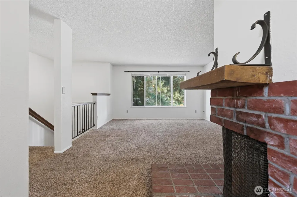 2795 NE John Carlson Road Bremerton, WA 98311