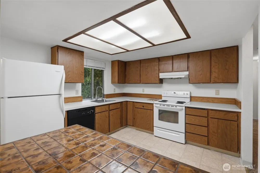 2795 NE John Carlson Road Bremerton, WA 98311