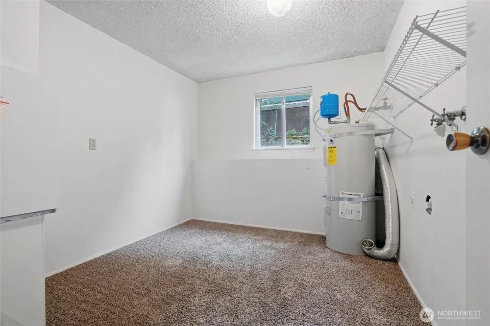 2795 NE John Carlson Road Bremerton, WA 98311