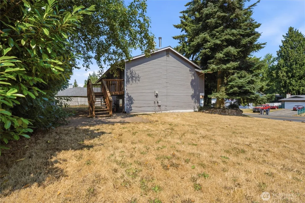 2795 NE John Carlson Road Bremerton, WA 98311