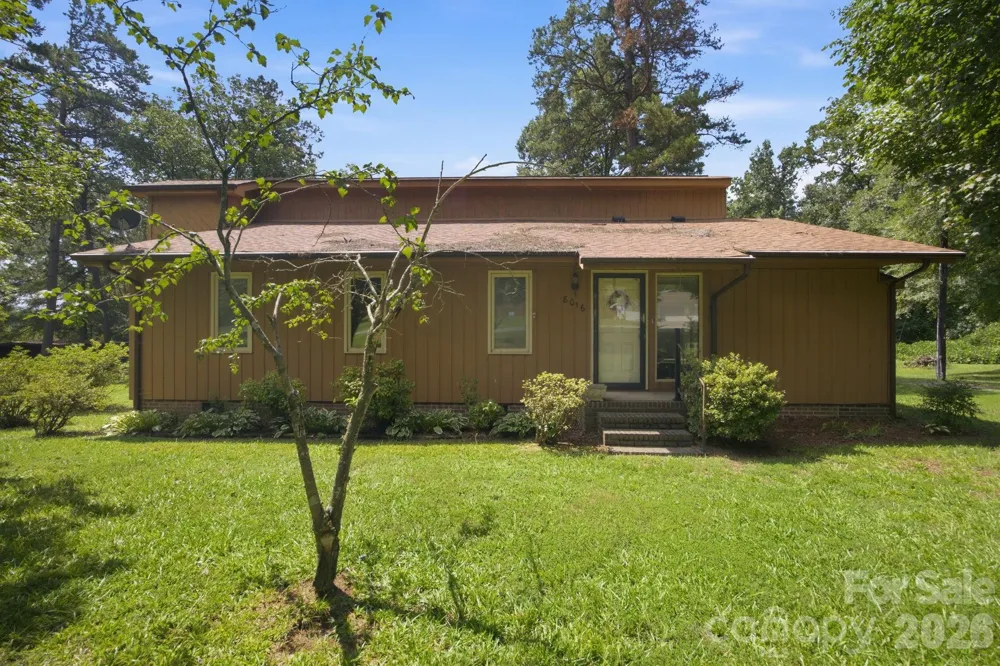 8016 Hedrick Circle Huntersville, NC 28078
