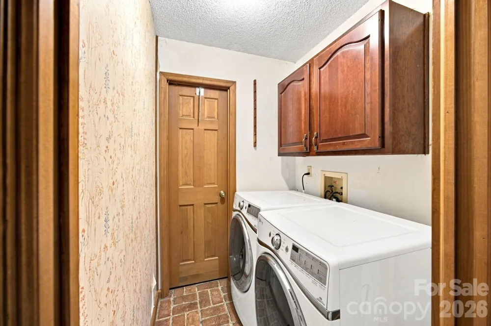 8016 Hedrick Circle Huntersville, NC 28078