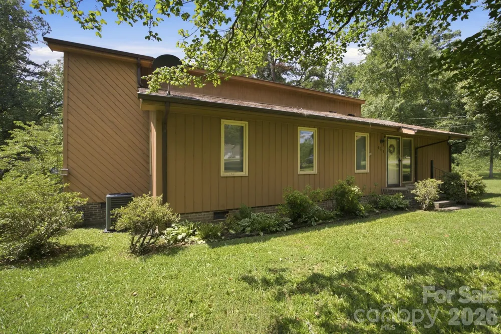 8016 Hedrick Circle Huntersville, NC 28078