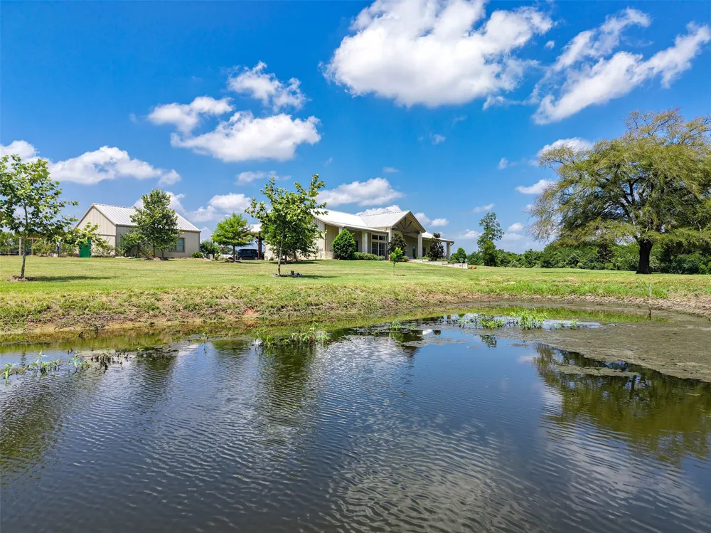 23557 FM 1155 E E Washington, TX 77880