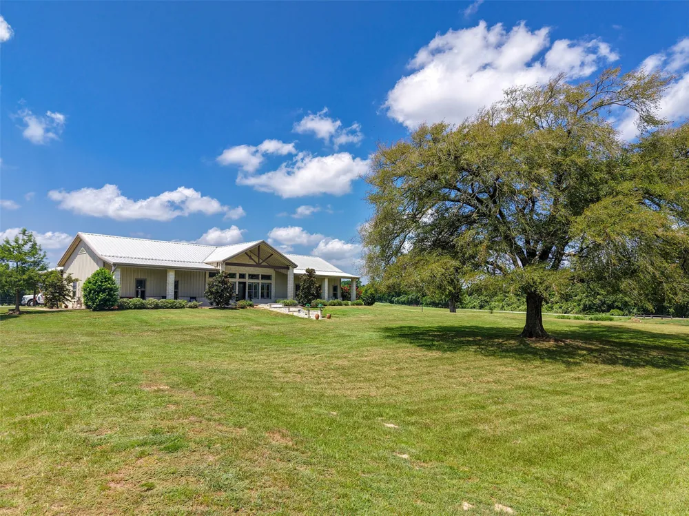 23557 FM 1155 E E Washington, TX 77880