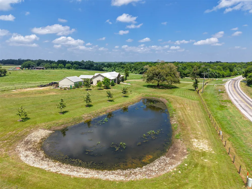 23557 FM 1155 E E Washington, TX 77880