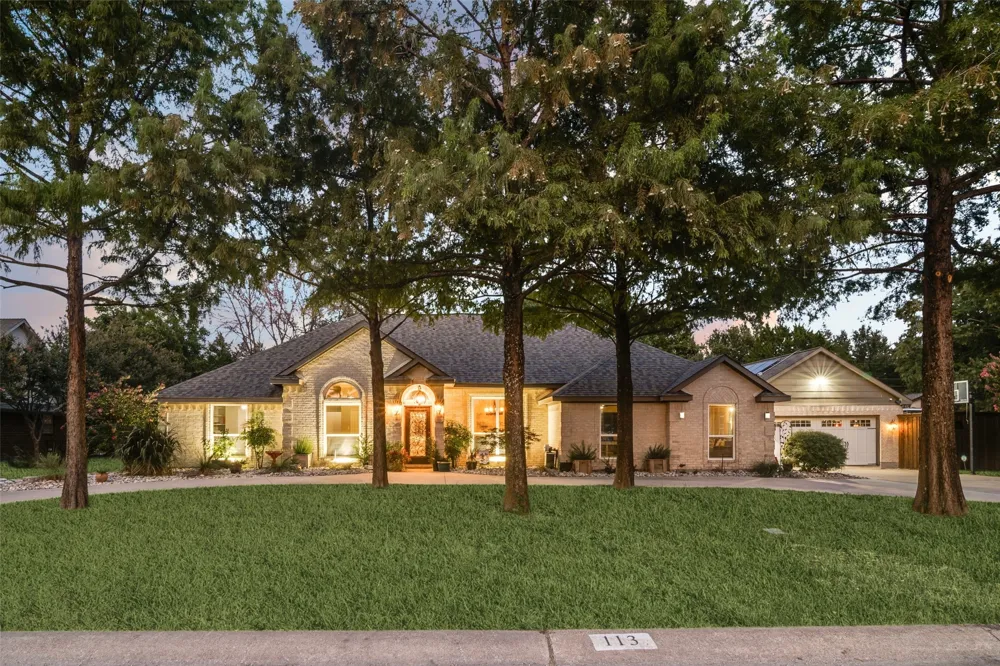 113 Candlelite Trail Heath, TX 75032