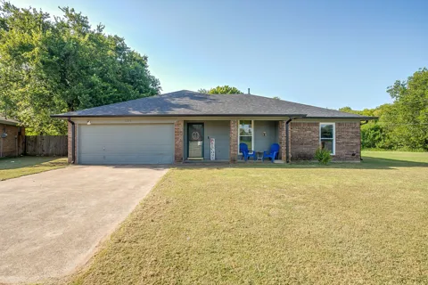 1225 Sandstone Drive