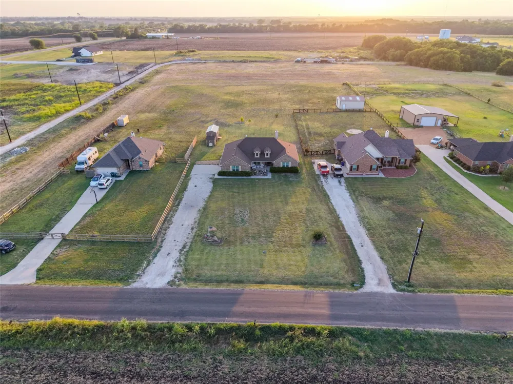 3911 Bennett Road Howe, TX 75459