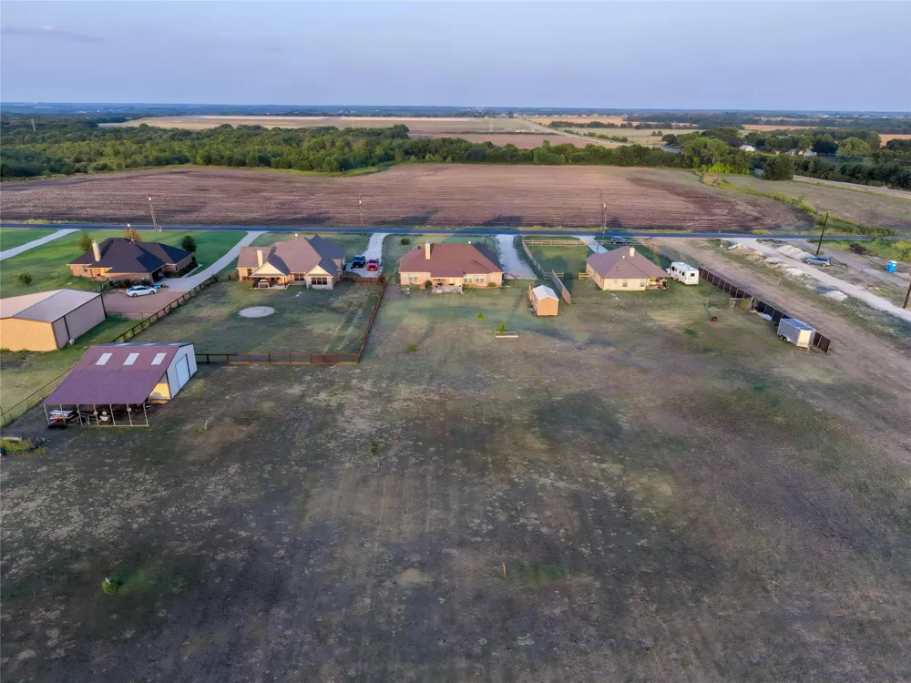 3911 Bennett Road Howe, TX 75459